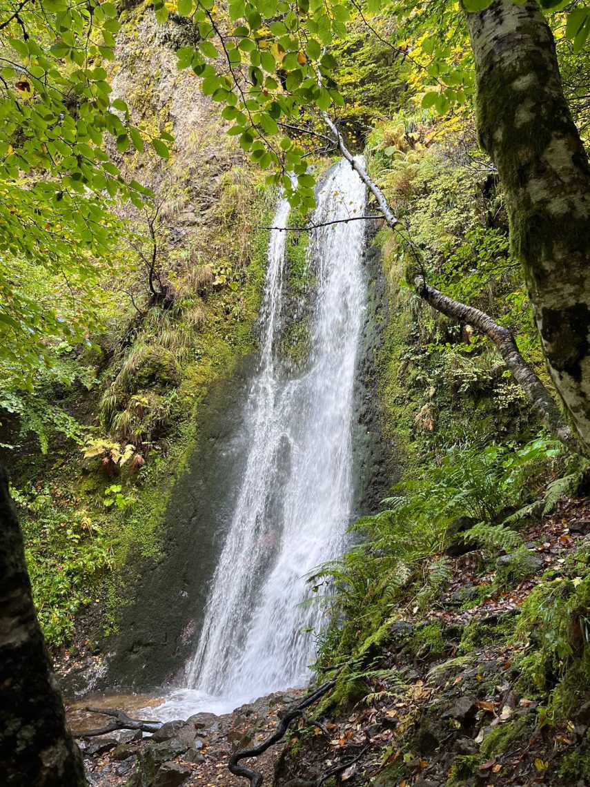 La cascade de Pérouse à l'automne dans la vallée de Chaudefour
