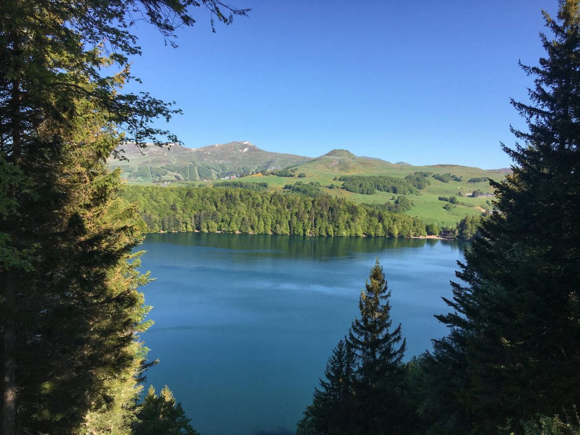 Le Lac Pavin à Besse / Super-Besse dans le Massif du Sancy