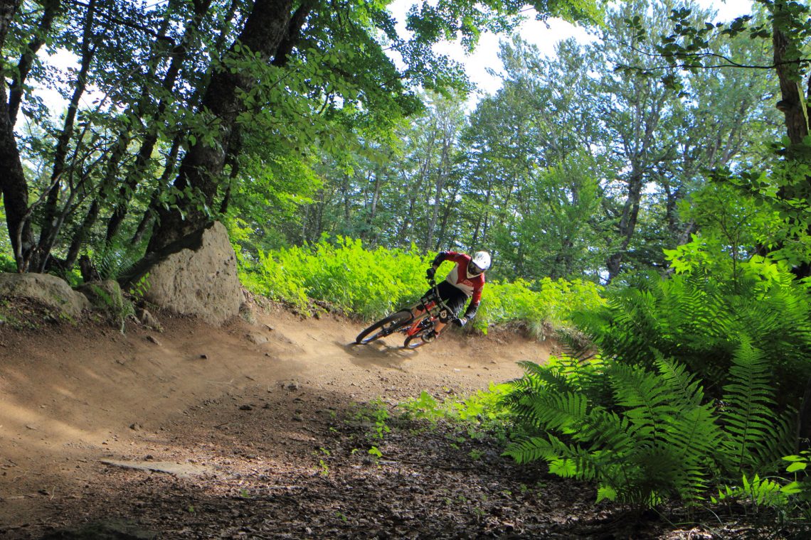 VTT de descente dans le Sancy, VTT DH au Mont-Dore, VTT DH Super-Besse