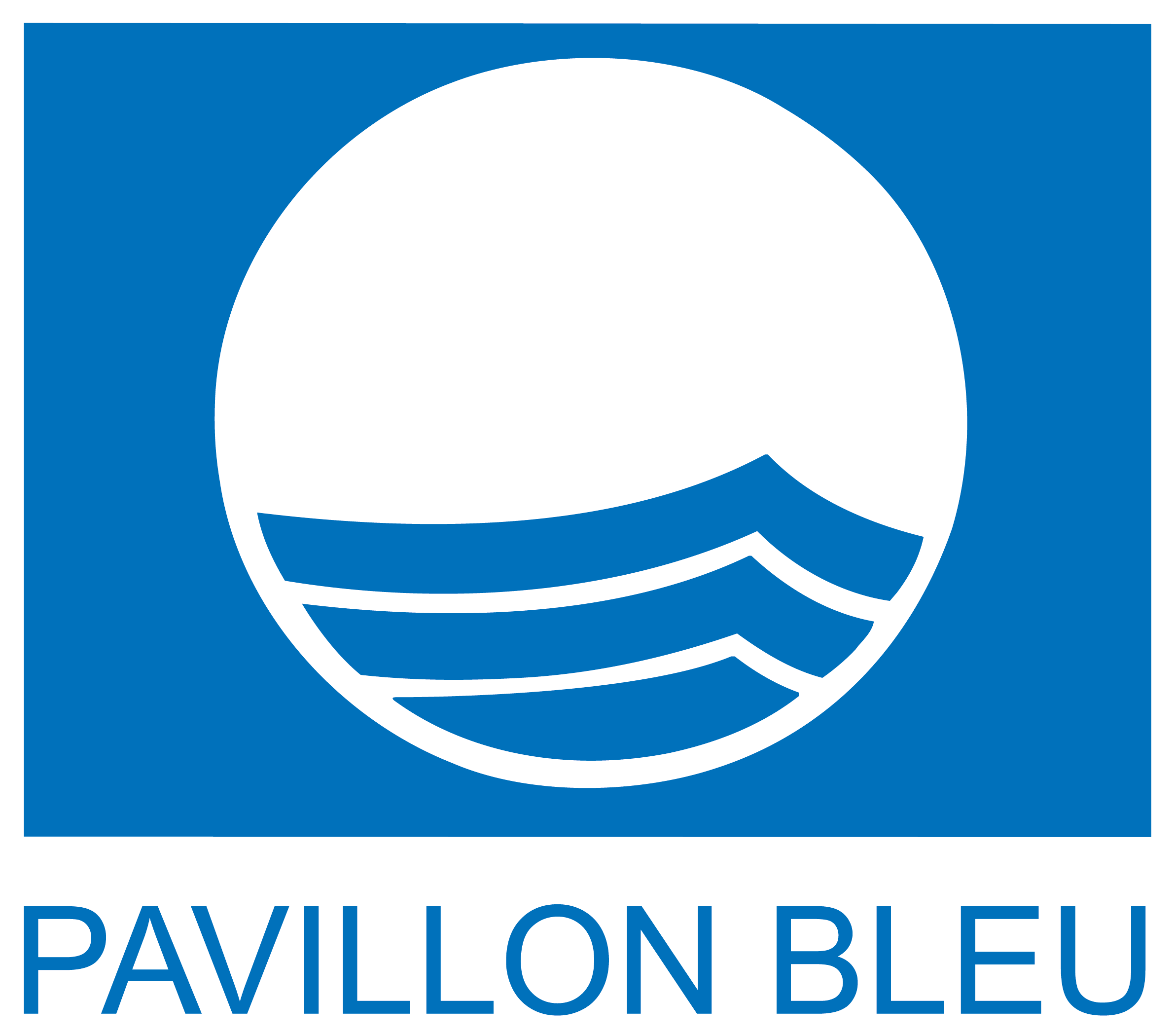 Le Lac Chambon hisse le Pavillon bleu sur ses deux plages