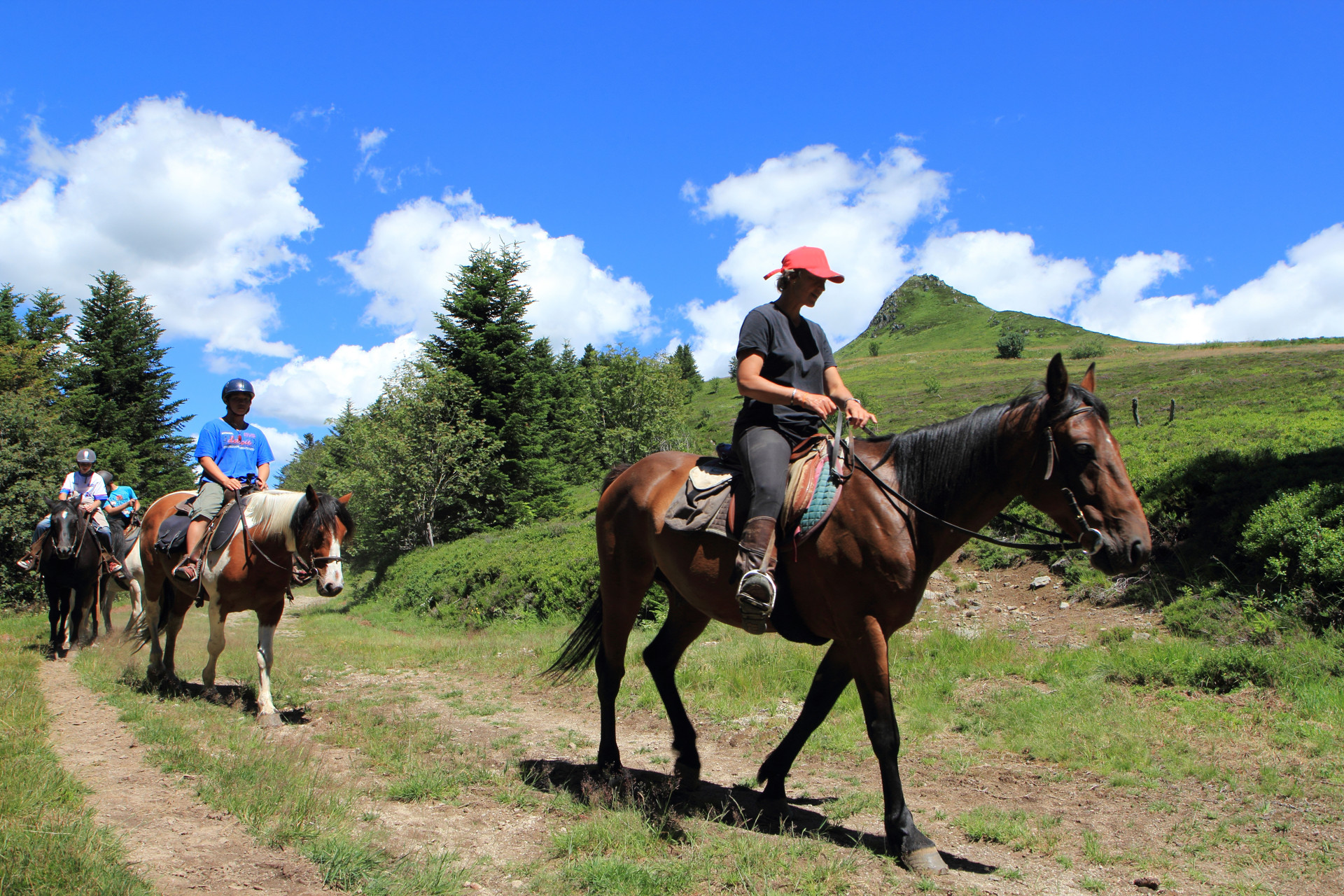 Balade à cheval dans le Sancy, en Auvergne