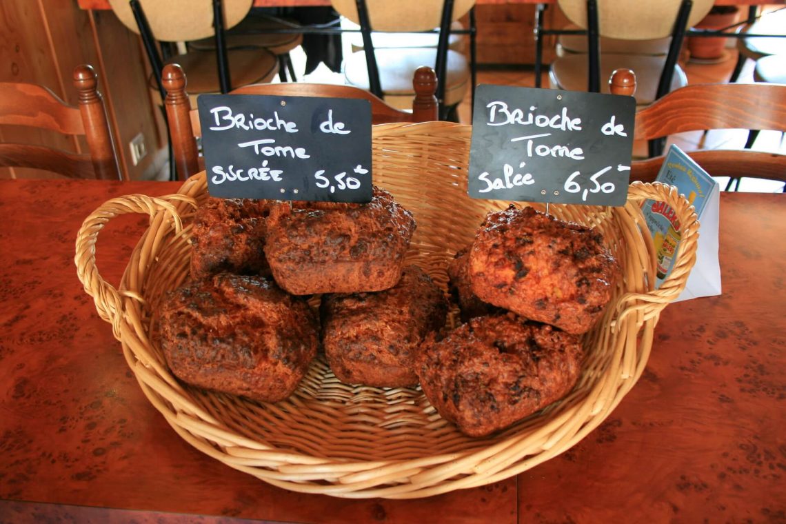 La brioche de tome, une spécialité du Sancy