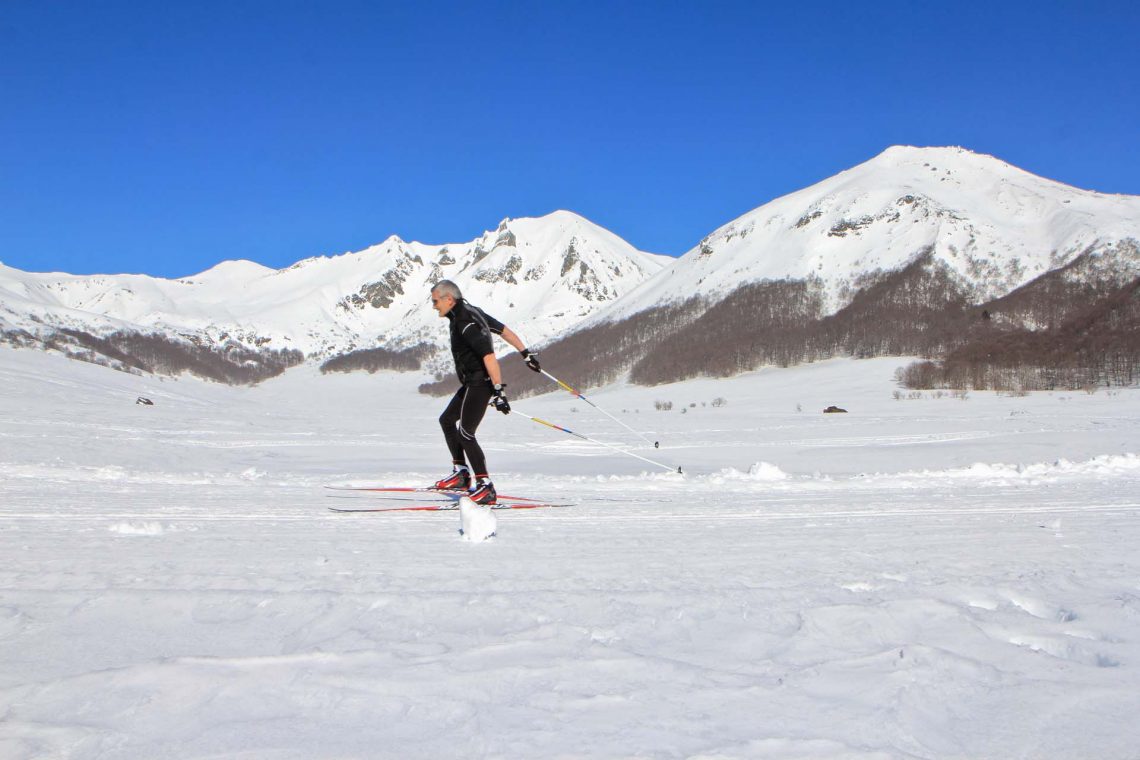 Sortie ski de fond dans la Vallée de la Fontaine Salée au départ de Picherande