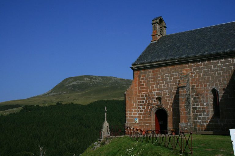 chapelle_vassiviere_circuit_vtt_sancy_explorer_super_besse