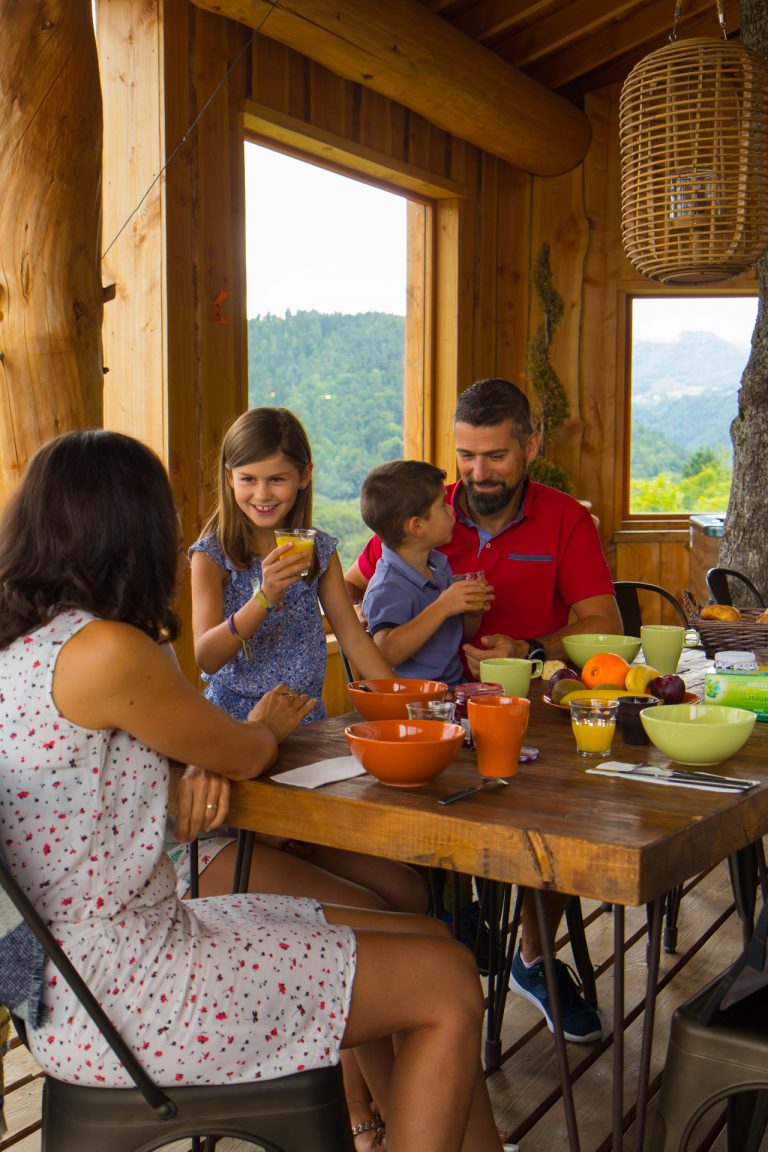 Trouvez ici votre hébergement pour visiter l'Auvergne