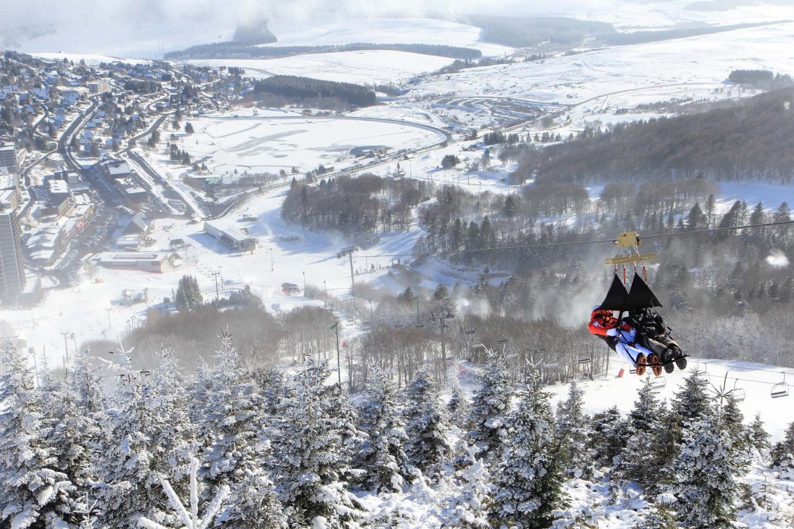 Descente en tyrolienne Fantasticable à deux à Super-Besse