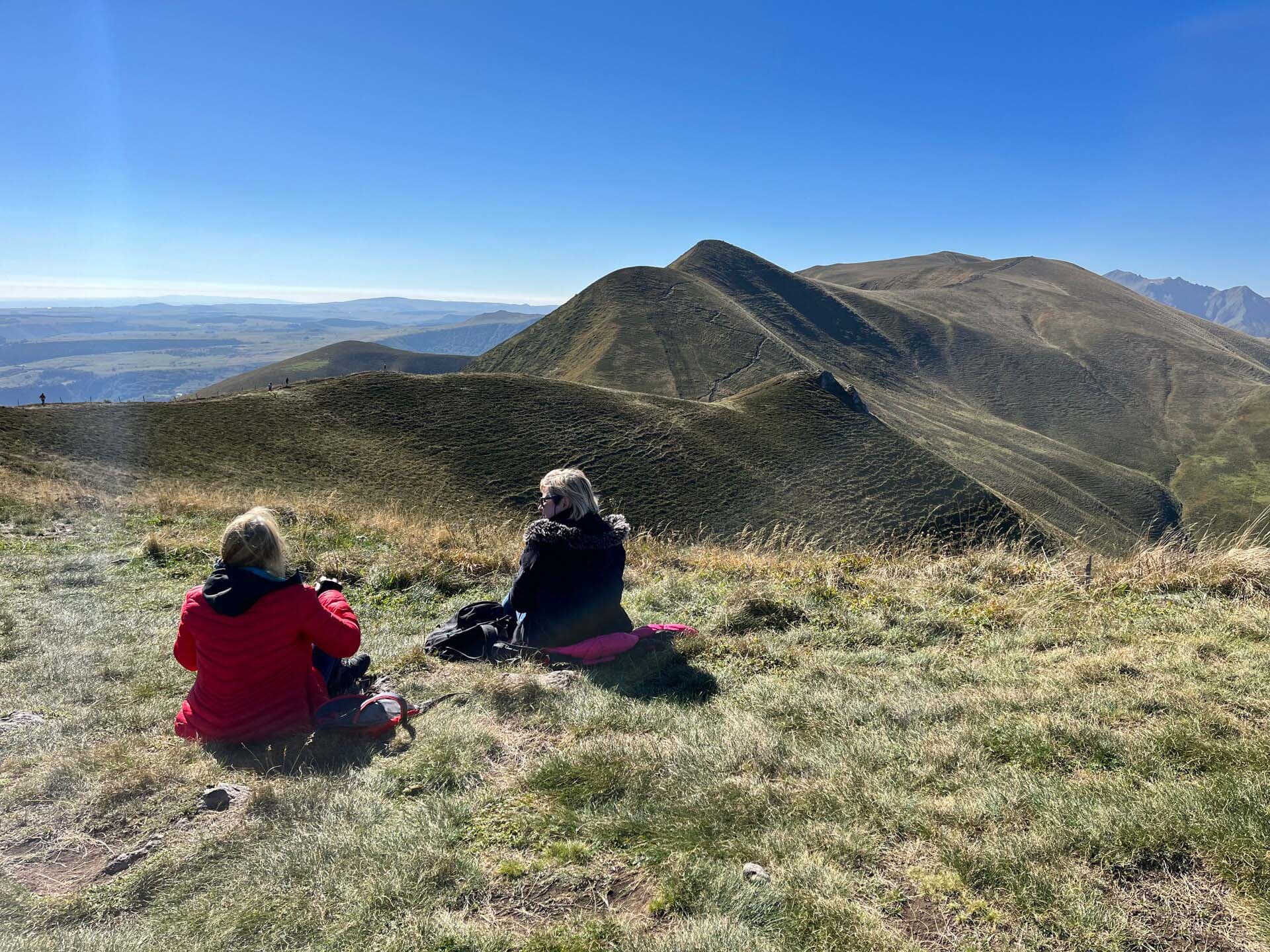 Prendre le temps de découvrir le Sancy et ses sommets en randonnée à l'automne