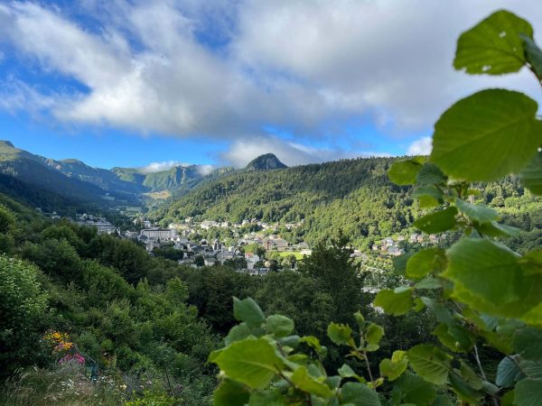 La commune du Mont-Dore en Auvergne, au pied du Puy de Sancy