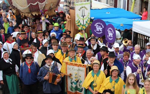 Fête de la gentiane à Picherande