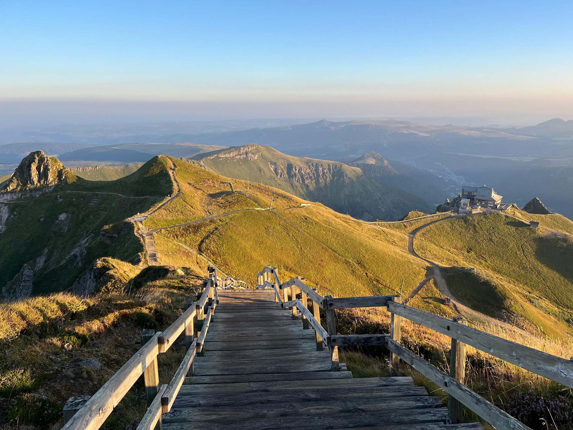 Atteindre le sommet du Puy de Sancy