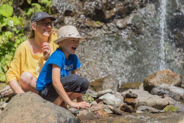 Téléchargez les brochures spécial Famille dans le massif du Sancy