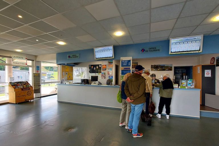 L'accueil à l'office de tourisme du Sancy