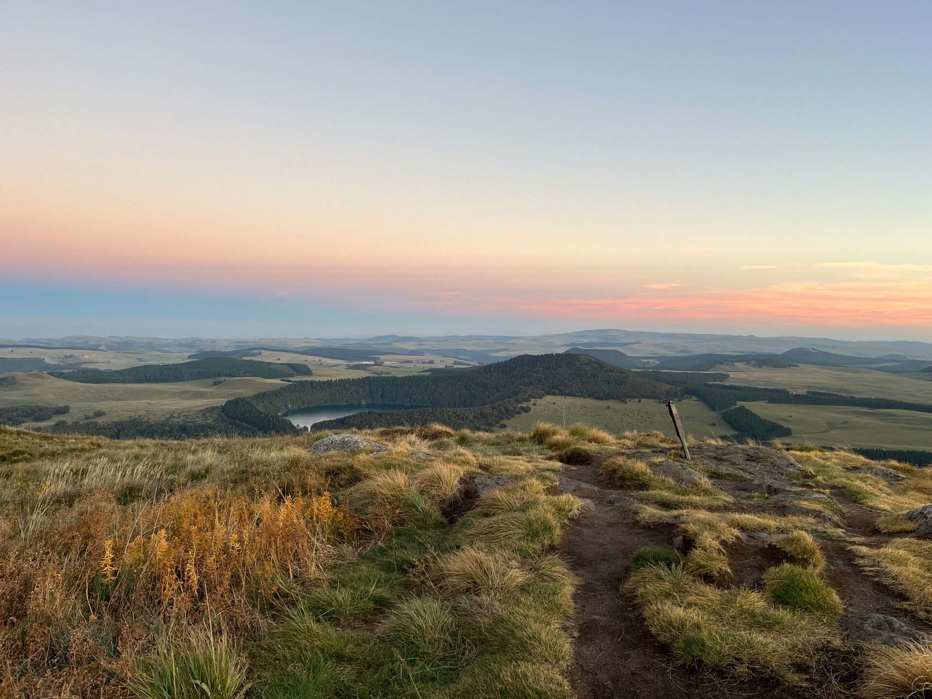 Vue depuis le Puy de Chambourguet à Super-Besse